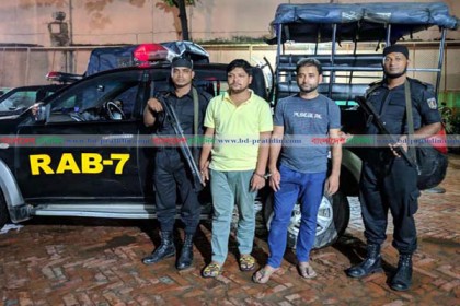 র‌্যাব সদস্য পরিচয় দিয়ে ধরা পড়লেন র‌্যাবের হাতেই