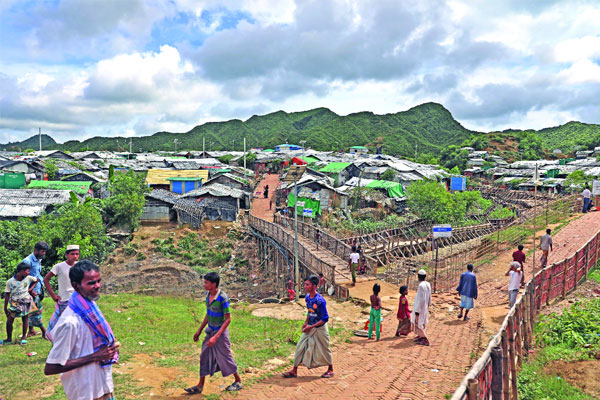 প্রত্যাবাসনে শর্ত বাড়াচ্ছে রোহিঙ্গারা