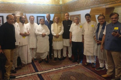 'আমাদের কাশ্মীর ঢুকতে দেয়া হয়নি, সাংবাদিকদের নির্যাতন করা হয়েছে'