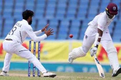 অনাকাঙ্খিত রেকর্ড গড়লেন কামিন্স