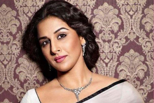 ‘আমাকে হোটেল রুমে নিয়ে যেতে চেয়েছিল পরিচালক’