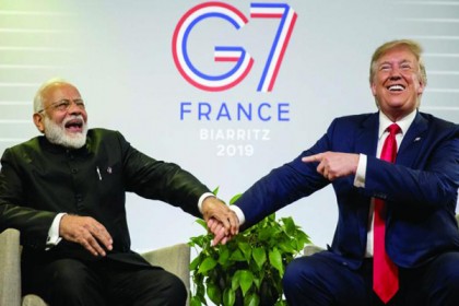 মোদির ইংরেজি নিয়ে হঠাৎ ট্রাম্পের রসিকতায় হাসির রোল! (ভিডিও)