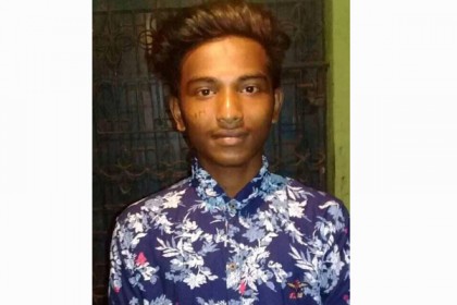 মোবাইল চুরির অপবাদে দাদীর গলাকেটে হত্যা, ছেলে ও নাতি আটক