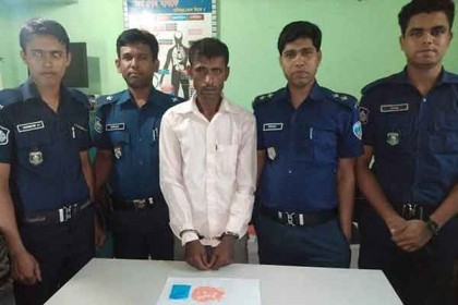 নবীনগরে ইয়াবাসহ মাদক ব্যবসায়ী গ্রেফতার