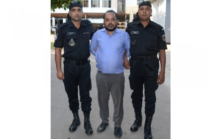 সিদ্ধিরগঞ্জে আবারো ভুয়া এমবিবিএস ডাক্তার আটক

