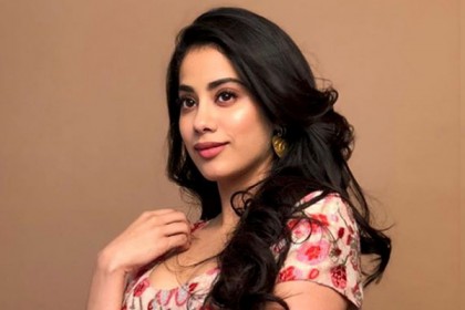 এবার যে সাহসী চরিত্রে দেখা যাবে জাহ্ণবীকে