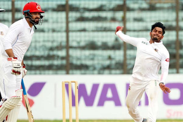 আল-আমিনের ঘূর্ণির পরও দিন শেষে আফগানদের স্বস্তি