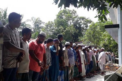 দক্ষিণ আফ্রিকায় নিহত দুই বাংলাদেশির দাফন সম্পন্ন 