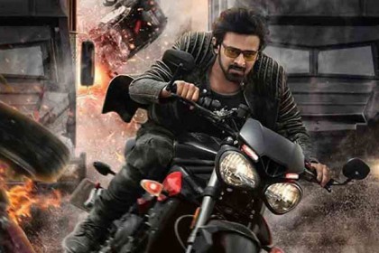 রজনীকান্ত-অক্ষয় কুমারকে পেছনে ফেললেন প্রভাস