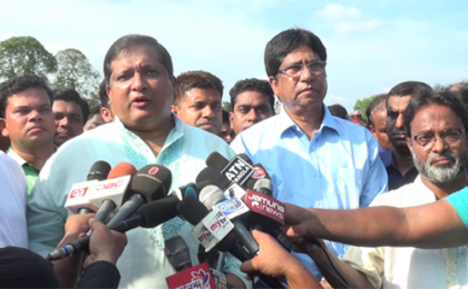 টাঙ্গাইলে বঙ্গবন্ধু ও বঙ্গমাতা জাতীয় গোল্ডকাপ ফুটবল টুর্নামেন্ট উদ্বোধন