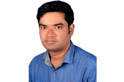 রায়পুরে অস্ত্র ও ইয়াবাসহ শ্রমিক লীগ নেতা গ্রেফতার


