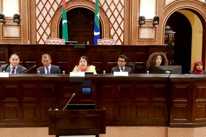 স্পিকার্স সামিটে মডারেটর স্পিকার শিরীন শারমিন

