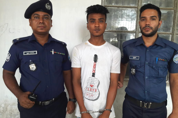 বেগমগঞ্জে বলাৎকারের পর শ্বাসরোধে হত্যা

