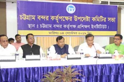 দেশের অর্থনৈতিক প্রবৃদ্ধির সঙ্গে বন্দরের আরও সক্ষমতা বৃদ্ধি প্রয়োজন : তথ্যমন্ত্রী