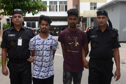 নারায়ণগঞ্জে গণধর্ষণ মামলার প্রধান আসামিসহ গ্রেফতার ২

