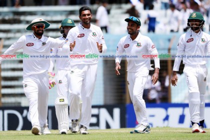 বৃষ্টির পর মাঠে ফিরল বাংলাদেশ-আফগানিস্তান