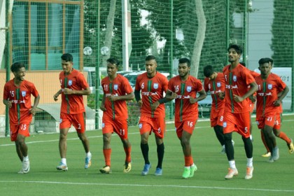 তাজিকিস্তানে ১-১ গোলে ড্র করেছে বাংলাদেশ