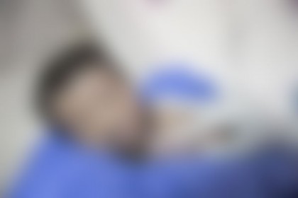 পলিথিনে মোড়ানো নবজাতকের লাশ খালে!