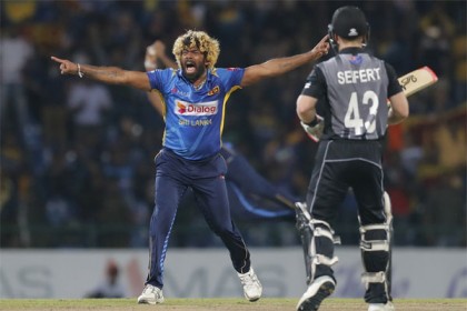 এবার টি-টোয়েন্টিতেও ৪ বলে ৪ উইকেট নিলেন মালিঙ্গা 