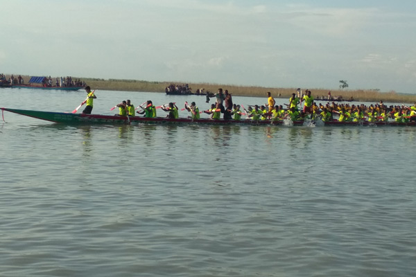 যমুনা নদীতে ২ দিনব্যাপী নৌকা বাইচ প্রতিযোগিতা