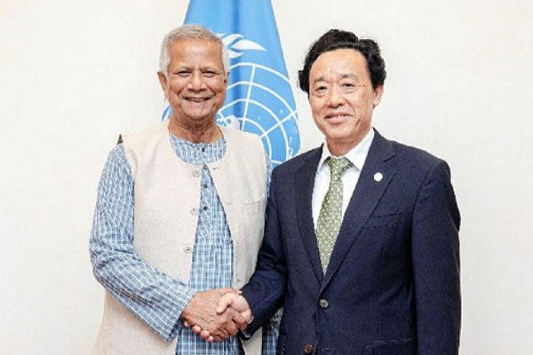 খাদ্য ও কৃষি সংস্থা প্রধান ও ড. ইউনূসের মধ্যে বৈঠক