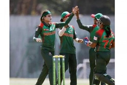 টি-টিয়োন্টি বিশ্বকাপ বাছাইয়ে চ্যাম্পিয়ন বাংলাদেশের নারীরা


