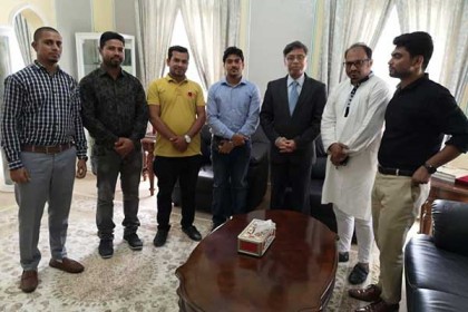 ওমানে রাষ্ট্রদূতের সাথে যুবলীগের সৌজন্য সাক্ষাৎ