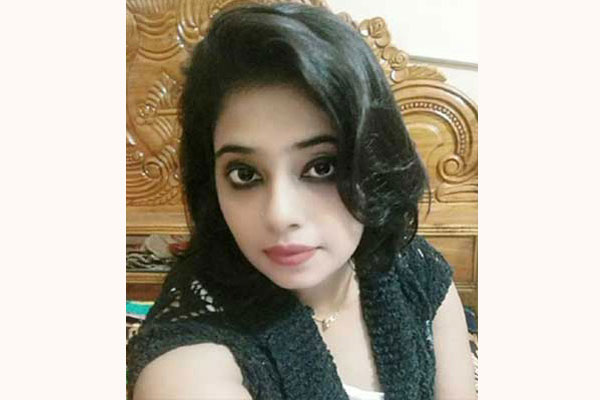 ফেসবুক কমেন্টে স্বরাষ্ট্রমন্ত্রীকে কটূক্তি, ডেপুটি জেলার প্রত্যাহার