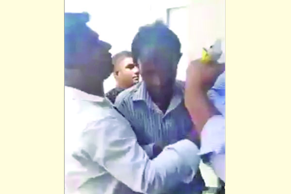 কুয়েতে দূতাবাসে পানি খেতে ঢুকে নির্যাতিত প্রবাসী