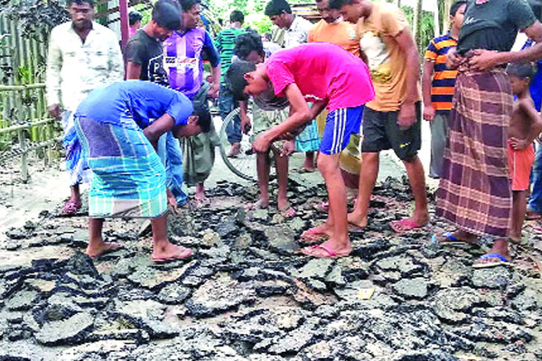 টাঙ্গাইলের বাসাইলে রাস্তার কাজে অনিয়ম