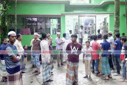 লক্ষ্মীপুরে ডাকাতের হামলায় গৃহকর্তা নিহত, স্বর্ণালংকার লুট