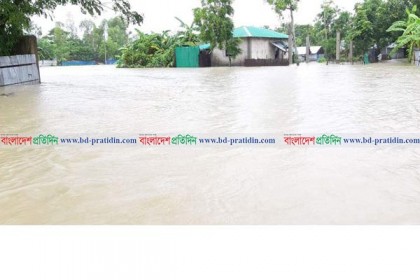 টেকনাফে টানা বৃষ্টিতে অর্ধ শতাধিক গ্রাম প্লাবিত