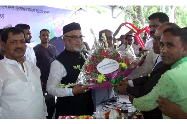 সুনামগঞ্জ জেলা আওয়ামী লীগ সভাপতিকে যুবলীগের সংবর্ধনা