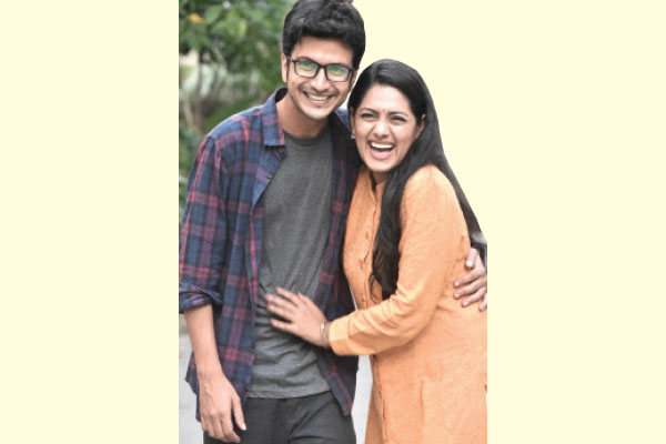 বাদাম খেতে খেতে ছবির কাজ শেষ করেছি
