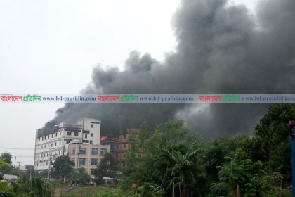 গাজীপুরে কারখানার আগুন নিয়ন্ত্রণে