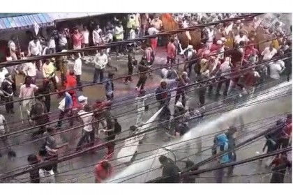 ‘নবান্ন অভিযান’ ঘিরে পশ্চিমবঙ্গের হাওড়া রণক্ষেত্র