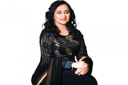কলকাতার জয়ের সুরে সুস্মিতা আনিসের ‘চেনা শহর’