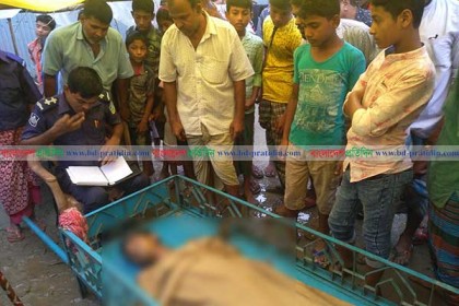 ফুটবল খেলতে গিয়ে বজ্রপাতে কিশোরের মৃত্যু 