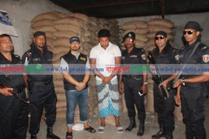 বাগেরহাটে ভিজিএফের ১৫ মেট্রিক টন চাল উদ্ধার 