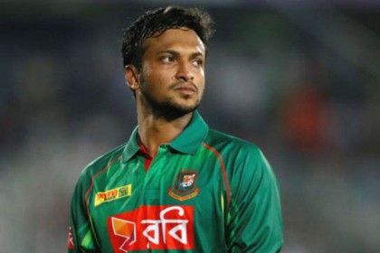 সাকিবের এক ওভারে ৩০