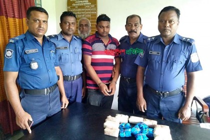 দেওয়ানগঞ্জে ২০ হাজার পিস ইয়াবাসহ যুবক আটক
