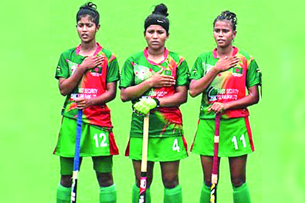 হকিতে মেয়েদের হার