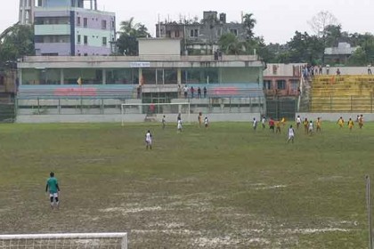 নেত্রকোনায় বঙ্গমাতা গোল্ডকাপ ফুটবল টুর্নামেন্টের উদ্বোধন