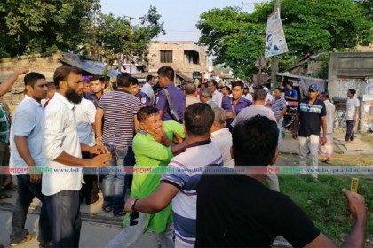 চুয়াডাঙ্গায় আওয়ামী লীগের দু’গ্রুপের সংঘর্ষ, পুলিশ মোতায়েন