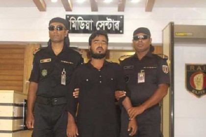 সাভারে এনজিও কর্মীর হত্যাকারী সাবেক স্বামী গ্রেফতার