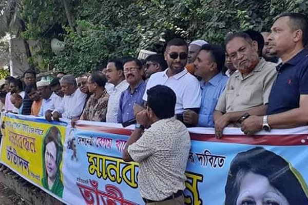 আওয়ামী লীগ কীভাবে ঘুরে দাঁড়াবে, প্রশ্ন আমির খসরুর