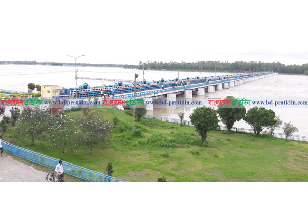 তিস্তার পানি বিপদসীমার উপরে, পানিবন্দি ২০ হাজার পরিবার