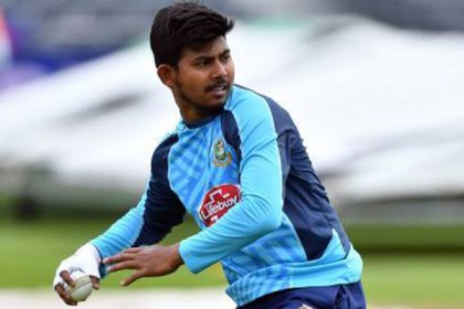 আফগান স্পিনারদের সামনে বিধ্বস্ত টাইগাররা, কারণ জানালেন মোসাদ্দেক