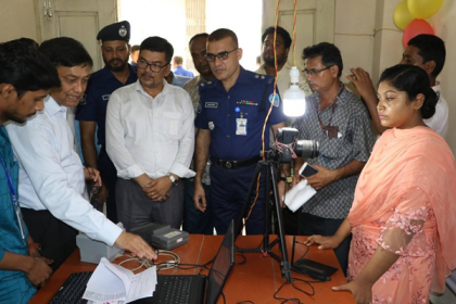 'আঠারোর কম বয়সীদেরকেও জাতীয় পরিচয়পত্র দেওয়া হবে'  

