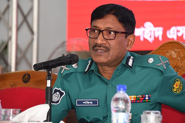 ক্যাসিনো মালিকরা যত প্রভাবশালীই হোক কঠোর ব্যবস্থা: ডিএমপি কমিশনার